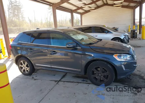 2015 Volvo Xc60 T6 z USA, uszkodzony, nr VIN YV4902RK5F2720055